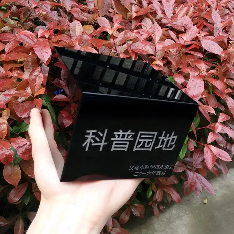 Crystal custom black base, crystal base, black crystal square.