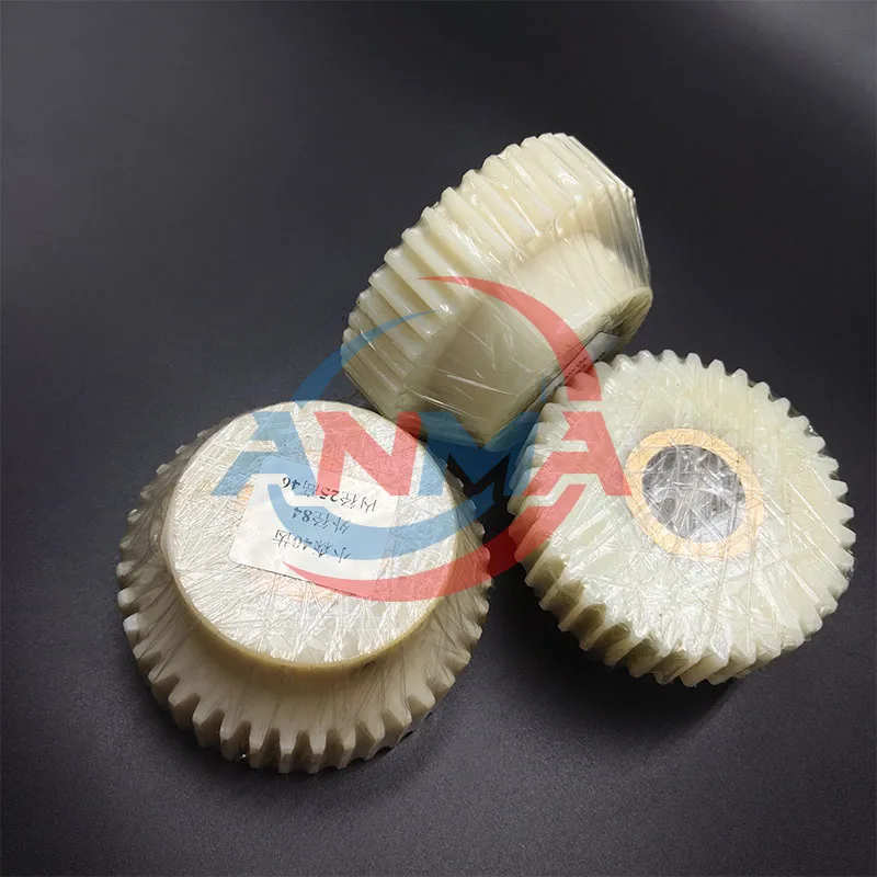 1Piece Komori Gear Nylon Water Roller White 28 32 34 35 36 37 38 39 40 Teeth Nylon Gear For Komori Offset Printing Machine Part