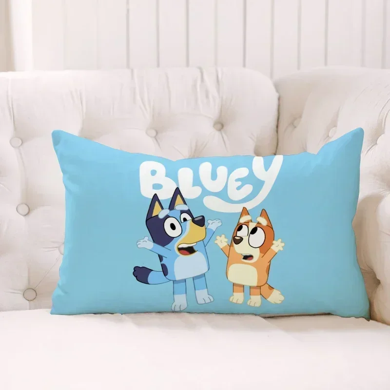 Funda de almohada Bluey Bingoes, funda de cojín familiar, figura de perro azul, funda de almohada de lana, sofá, decoración de dormitorio, regalos, 50x30cm