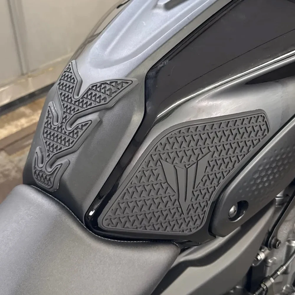 

2024 For Yamaha MT-07 MT07 MT 07 2021 2022 2023 Side Fuel Tank Pads Protector Stickers Decal Gas Knee Grip Traction Pad Sticker
