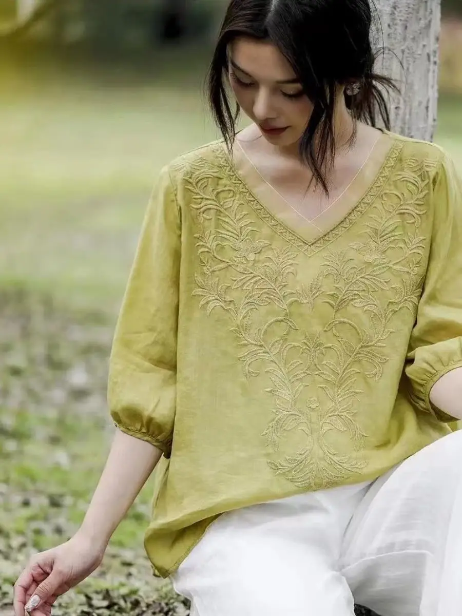 Summer New Loose Cotton Linen Shirt Short Sleeve Women's Vintage Fashion Versatile Embroidered Top Casual Loose Fit Tunic