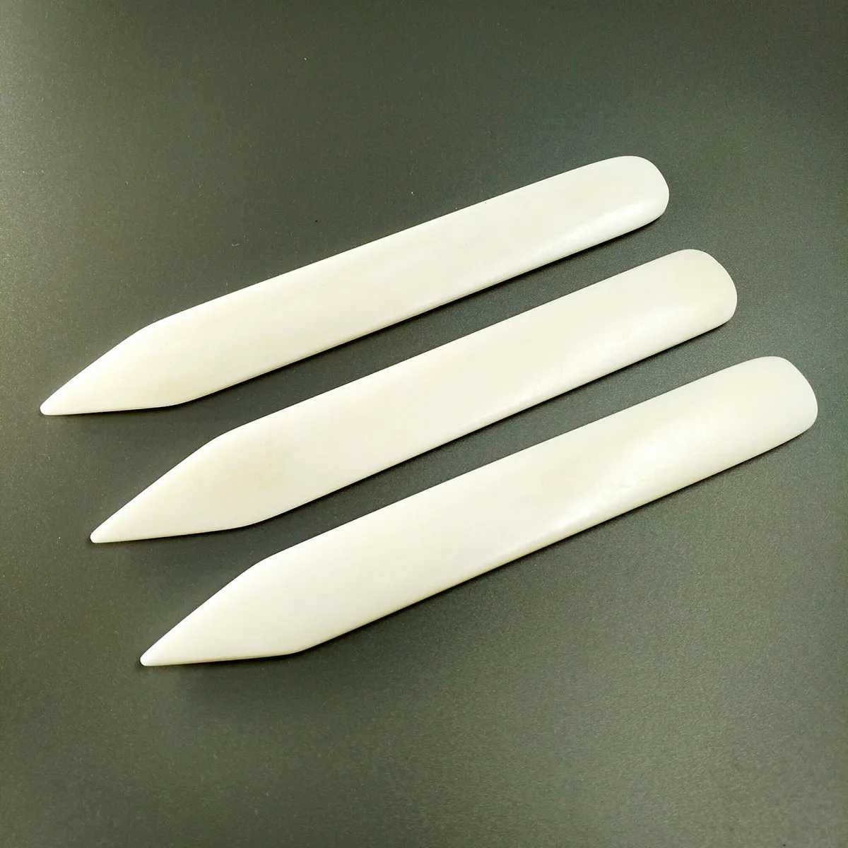 Bovine Bone Handle Edge Beveling Tool for Craft Trimming Safe Comfortable Grip Durable Beige Crease Tool