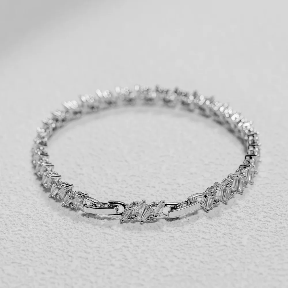 5A Cubic Zirconia Brass Bracelet Captivating Jewelry Tennis Chain Rhodium Plated Bracelet for Women Girl Brithday Wedding Gifts