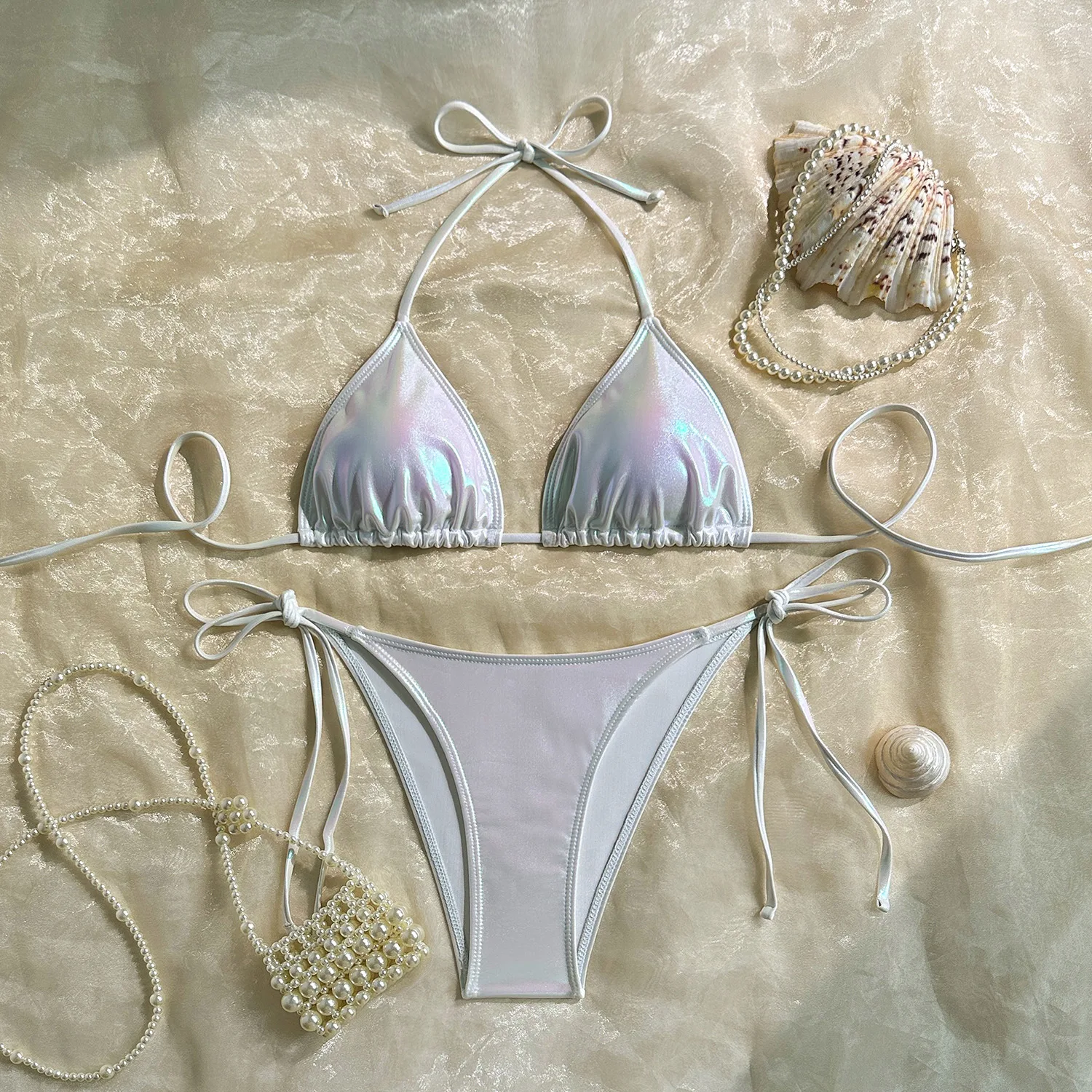 مثير لامعة الفضة مجموعة البكيني المرأة الصلبة رفع مايكرو ملابس السباحة البرازيلي شاطئ المايوه التعادل الجانب مثلث ملابس السباحة زي