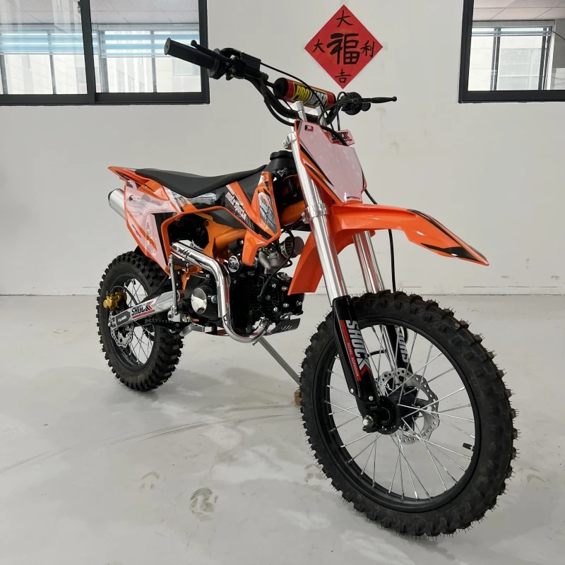 Hot selling：125cc High-Speed Off-Road Motorcycle | 80KM/H | Big Wheels 17