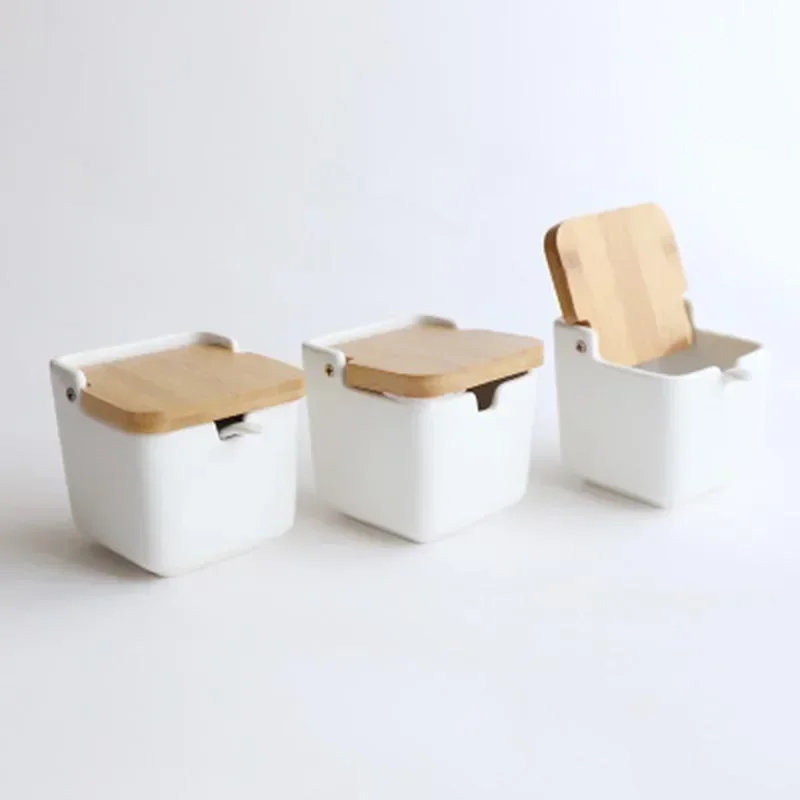 Ceramic Seasoning Pot Flip Bottle Salt Kitchen Supplies Box Container Spice
