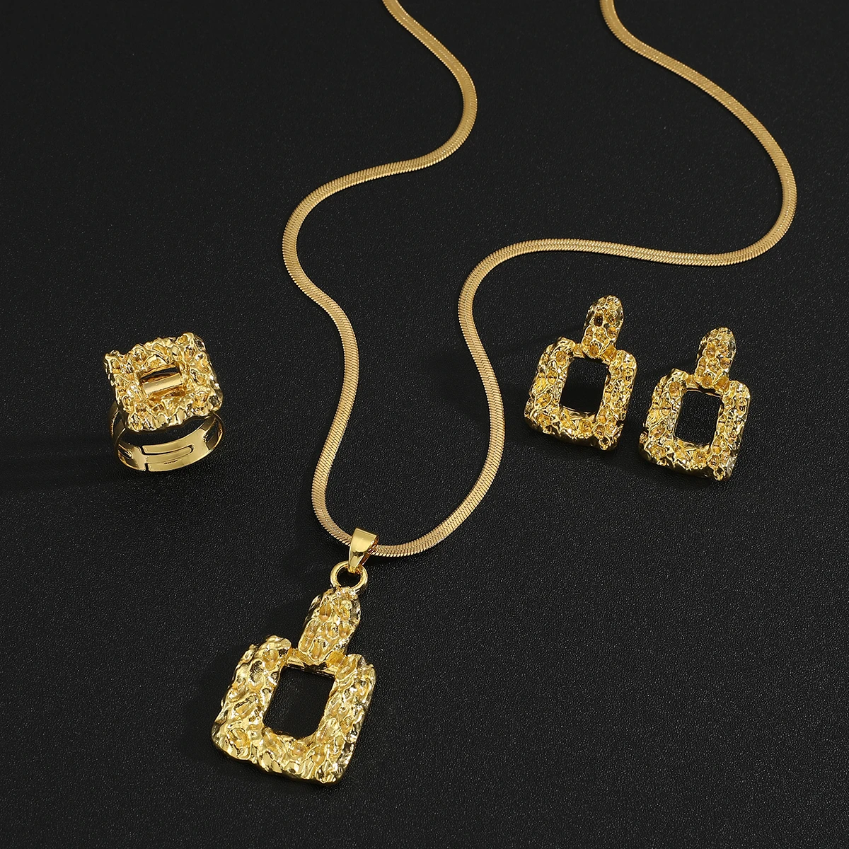 Women\'s gold Color Stainless steel Wedding Jewelry Luxury  Pearl pendant Necklace+ earring+ rings Ladies Jewelry Sets for Bridal