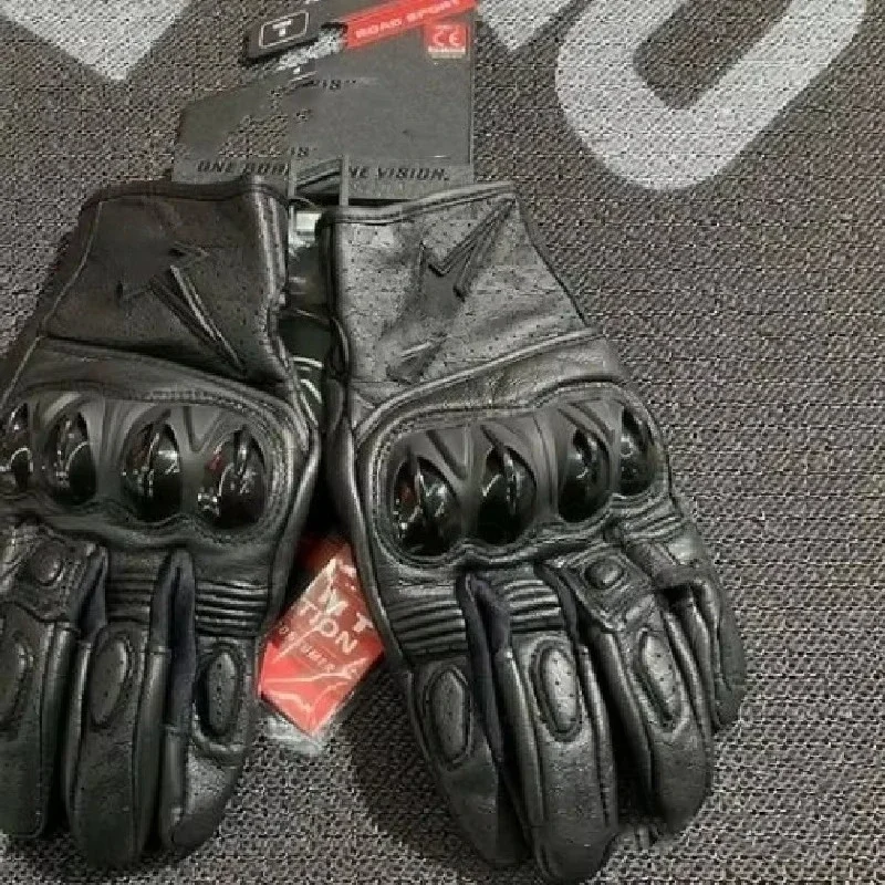

2025 New CELER V2 Leather Motorcycle Gloves Men GPPRO F1 Racing Team Motocross Gloves Glove for Dirt Bike Moto Guantes Moto