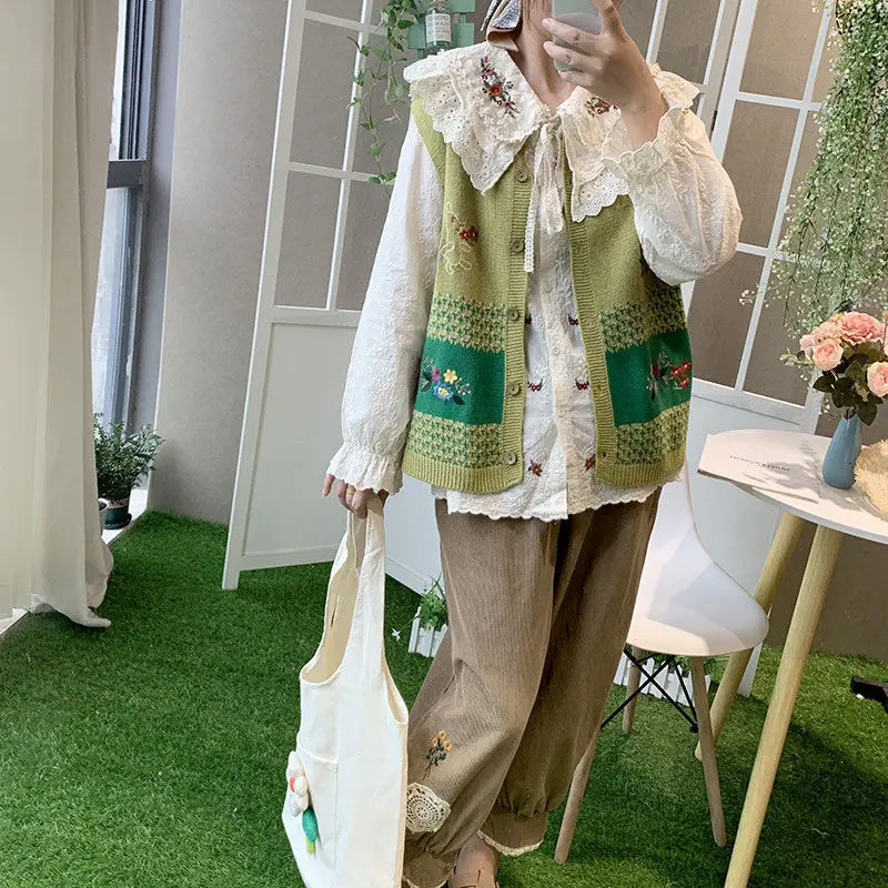 

Woven flower knitted waistcoat female Korean cardigan loose round neck jumper shoulders vest 2024 autumn and winter new