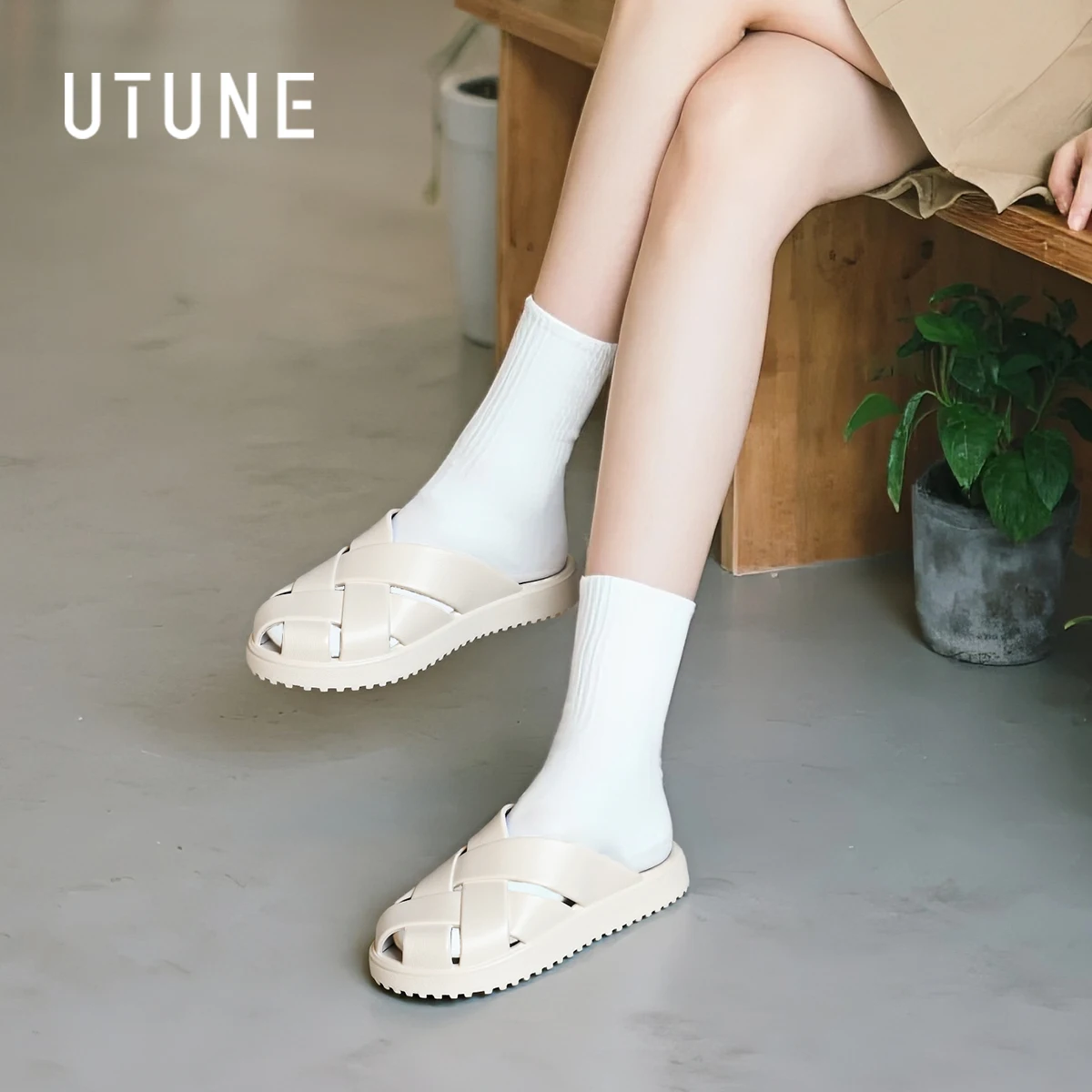 UTUNE women's sandals summer 2025 Lightweight Non-Slip Woven Toe Slippers Soft Platform Open-Toe Outdoor shoes luxury woman