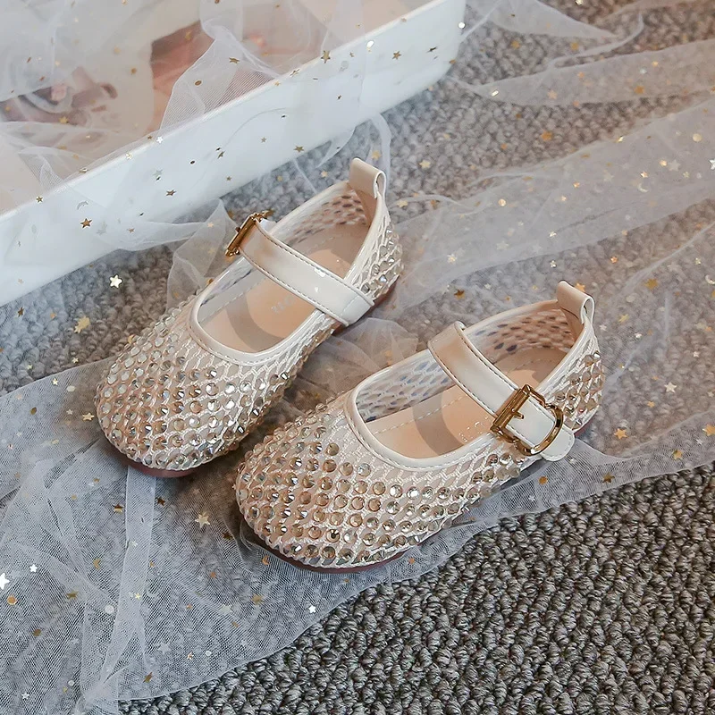 

Girls Sandals Sparkling Hollowed-Out Princess Shoes for Kids 2025 Summer New Flat Shoes Mesh Toddlers Breathable Ins