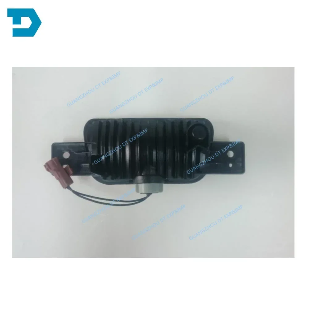 1 adet gümüş yedek lastik lamba kapağı Pajero V90 2007-2020 6430A133YB aşağı arka sis lambası Montero V80 8337A068 Shogun için
