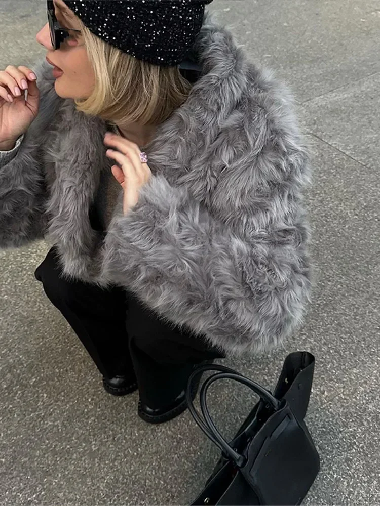 Women Flurry Faux Fur Thicken Warm Coat Oversize Lapel Long Sleeve Short Jacket 2024 Winter New Female High Street Outerwear