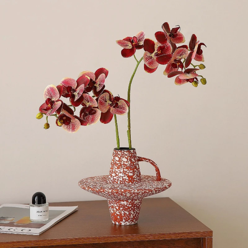 

Керамическая ваза в винтажном стиле с имитацией цветов, декоративная ваза для гостиной, аксессуар для домашнего декора, современная ваза для сухоцветов