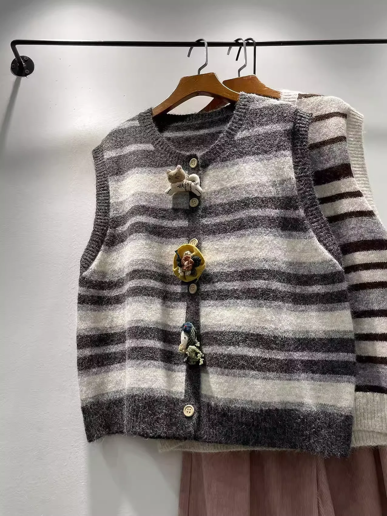 

Mori Girl Japan Style Striped Sweater Vest for Women Autumn Winter Single-breasted Sleeveless Cardigan Knit Outwear