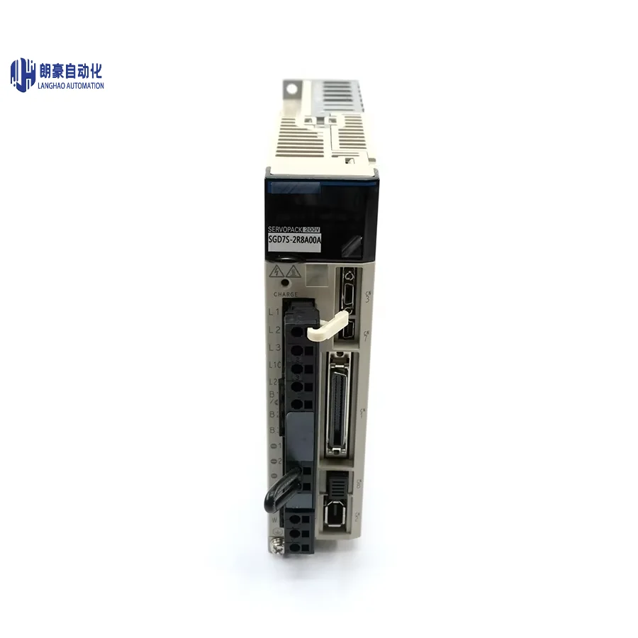AC Servo Drive SGD7S-2R8A00A SGD7S-1R6A00A SGD7S-5R5A00A SGD7S-7R6A00A SGD7S-3R8A00A for Industrial Automation Robotic Arm Motor