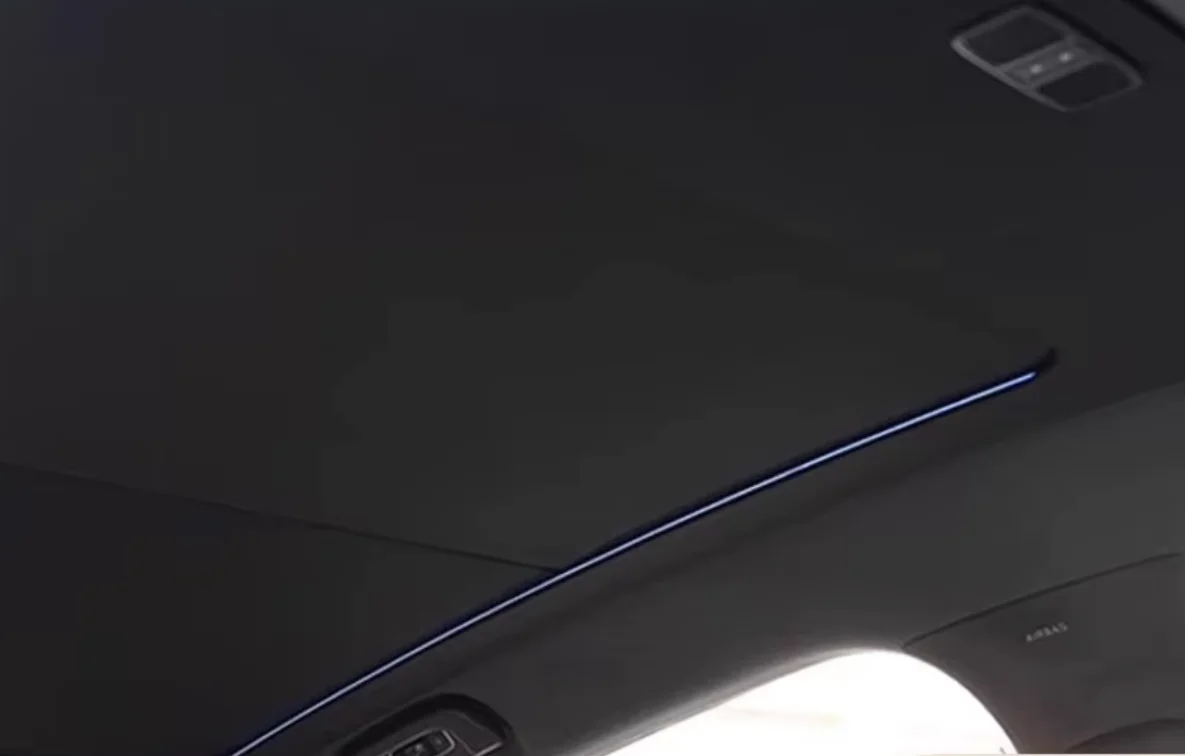 For Xpeng P7+/G6/G9/MONA03 Sunshade Curtain Sunroof Car Roof Sunscreen Retractable Electric image 3