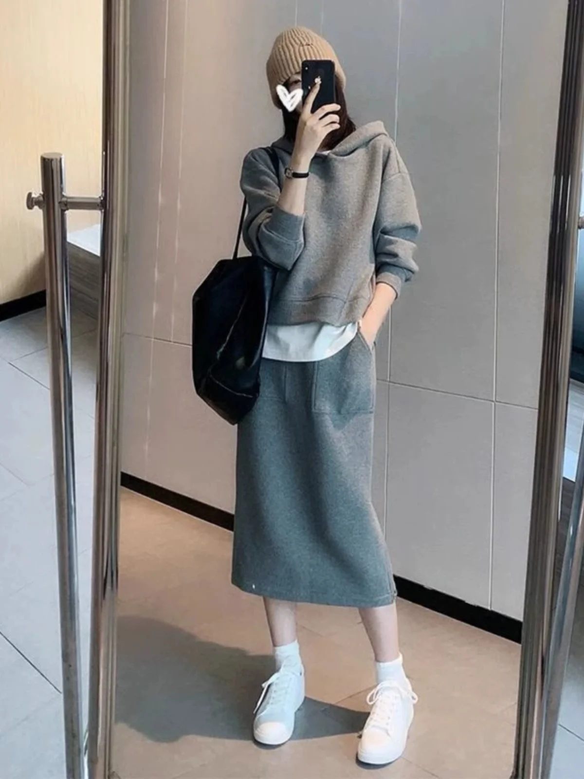 秋 2023 レディース ルーズ スリミング ショート パーカー ジッパー ホルター スカート 2 点セット ファッショナブルなデザイン 大きいサイズ 快適なフィット感