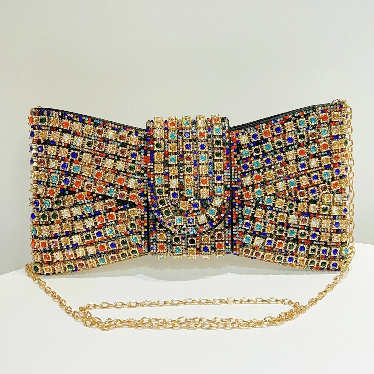 

2025 Luxury Bow Design Sequin Dinner Clutches Metal Chain Shoulder Bag Wedding Reception Storage Bag Haute Banquets Evening Bags