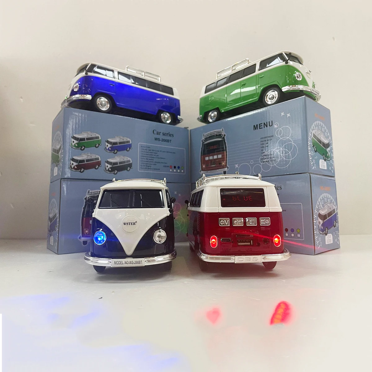 Portable School Speaker with TF Card Insertion Perfect Holiday Gift for Child Home Decoration Bus Shape Loudspeak