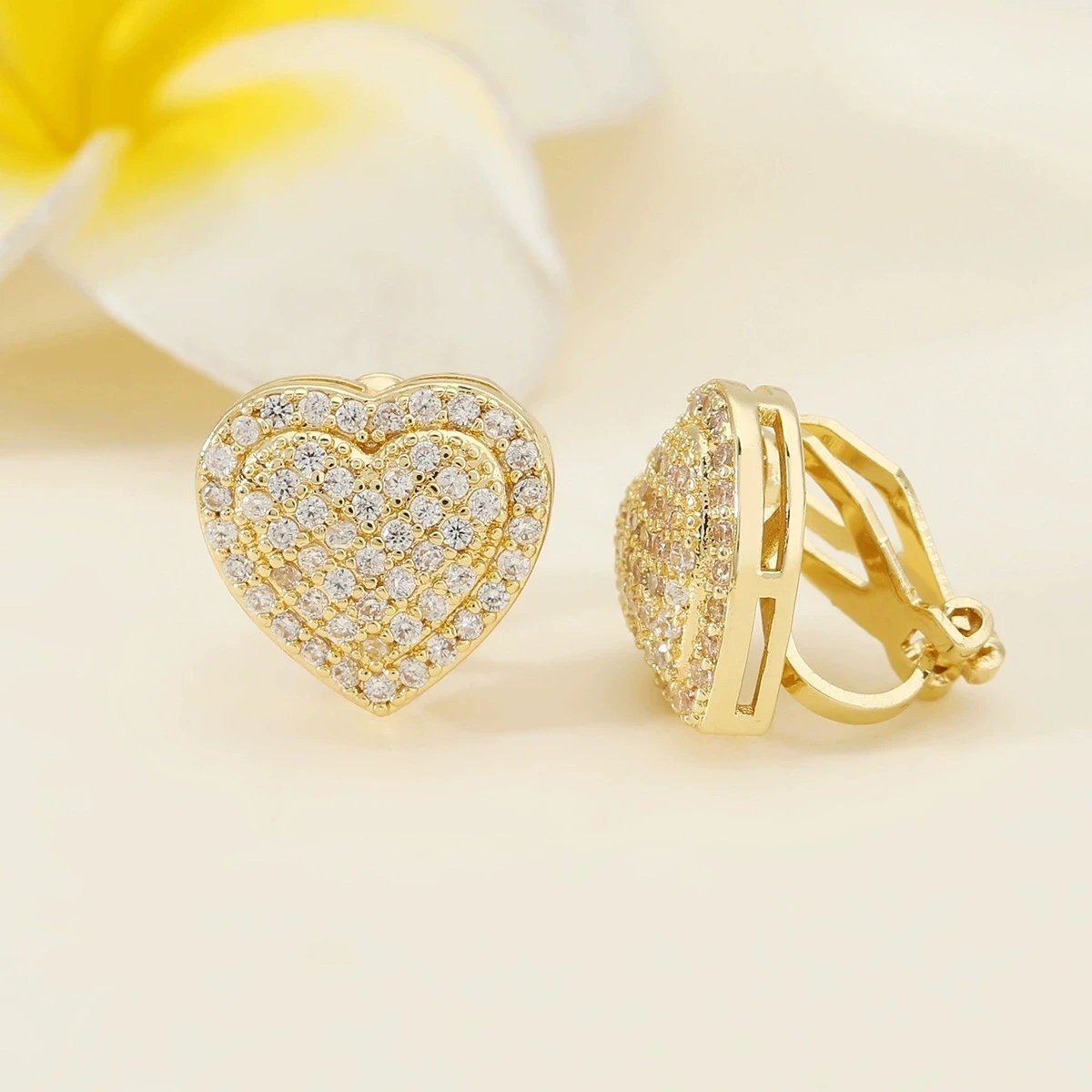 Charm Love Heart Clip Earrings For Women Gold Silver Color Luxury White Zircon Bridal Wedding Ear Clips Daily Party Jewelry Gift
