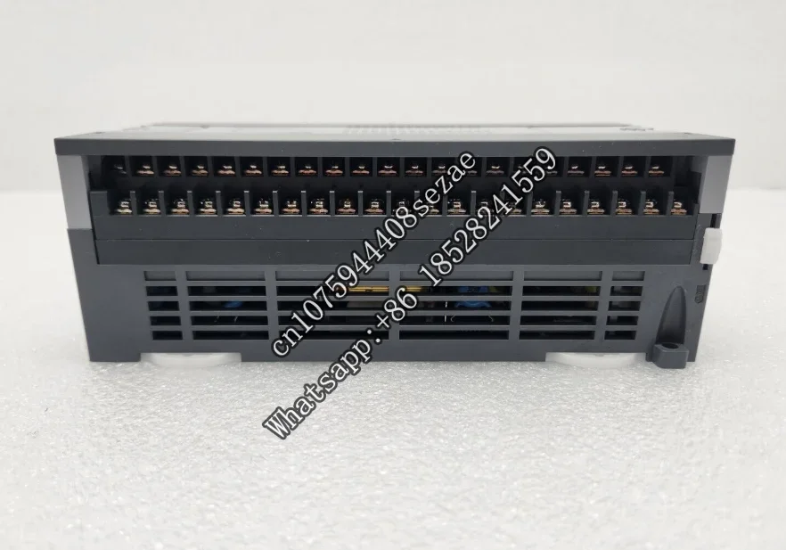 LS PLC TRANSDUCER XBC-DR64H وحدة تحكم قابلة للبرمجة