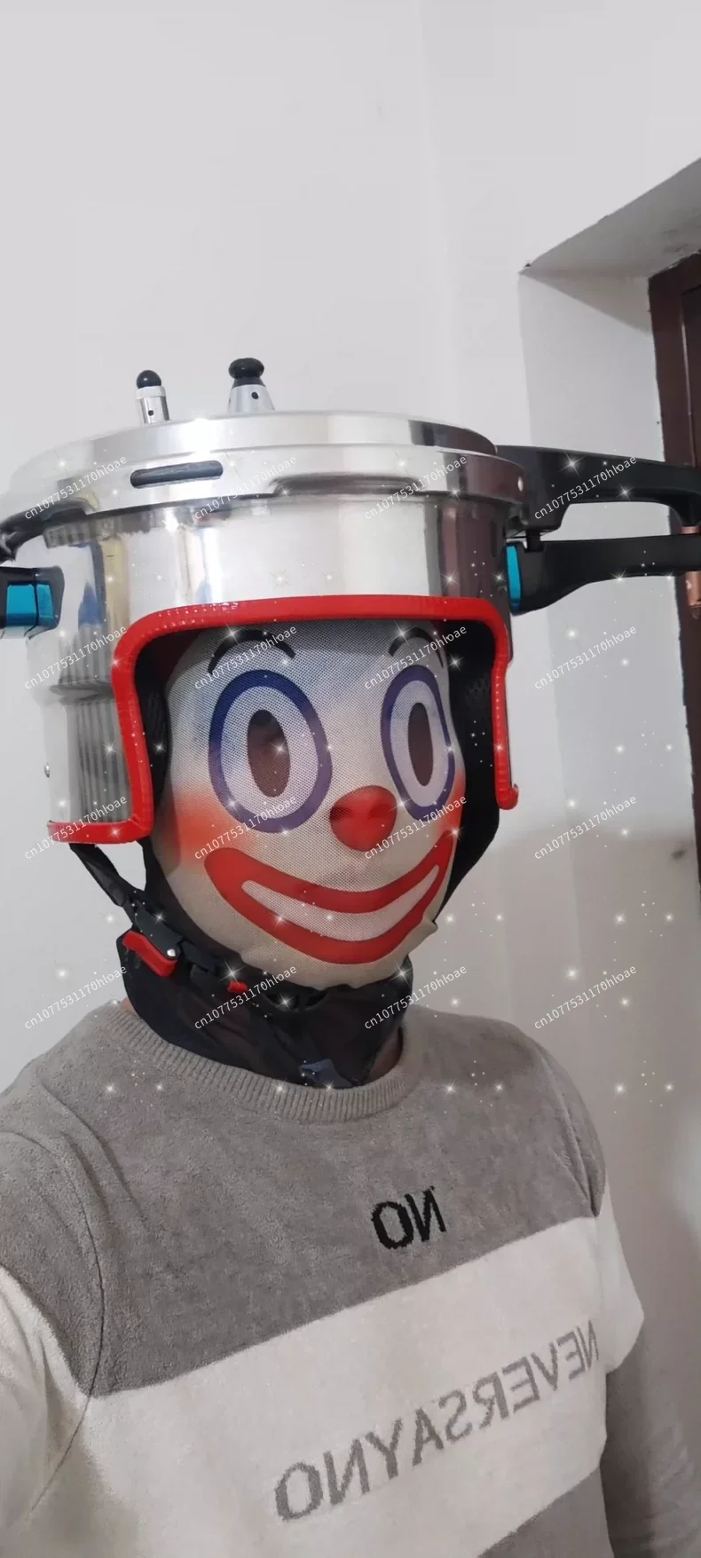 Pressure cooker shape, kettle shape, gas tank shape, various Internet celebrity helmets