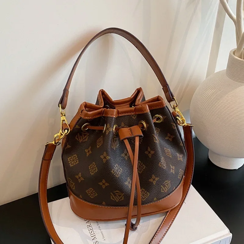 

2025 New! Printed Small Bucket Bag - Feminine, High-End Light Luxury, Versatile Shoulder & Messenger