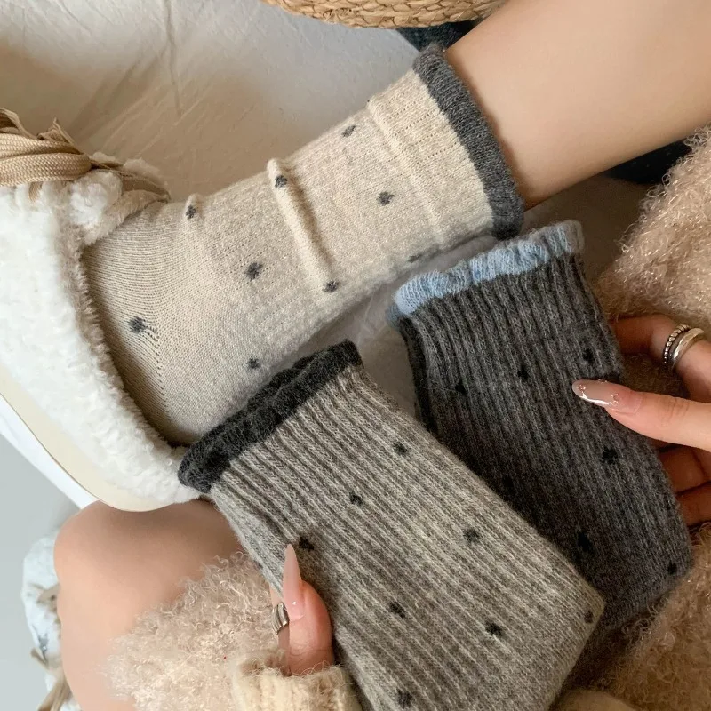 

5 Pairs Casual Women's Mid-Calf Wool Socks Fashion Fall Winter Simple Gray Cotton Fashion Cozy Coquette Socks Set Warm Socks