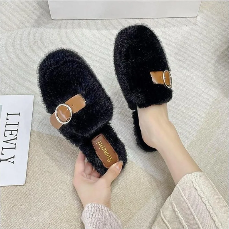 Chanclas de piel con plataforma para mujer, calzado aterciopelado con punta Baja de goma y felpa, nuevo estilo a la moda, para invierno