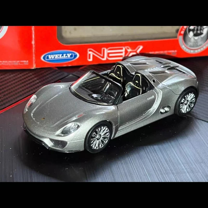 

WELLY 1:36 Porsche 918 Spyder Concept Alloy Car Model Machine Simulation Collection Toy Boys Pull-back Vehicle Collection B49