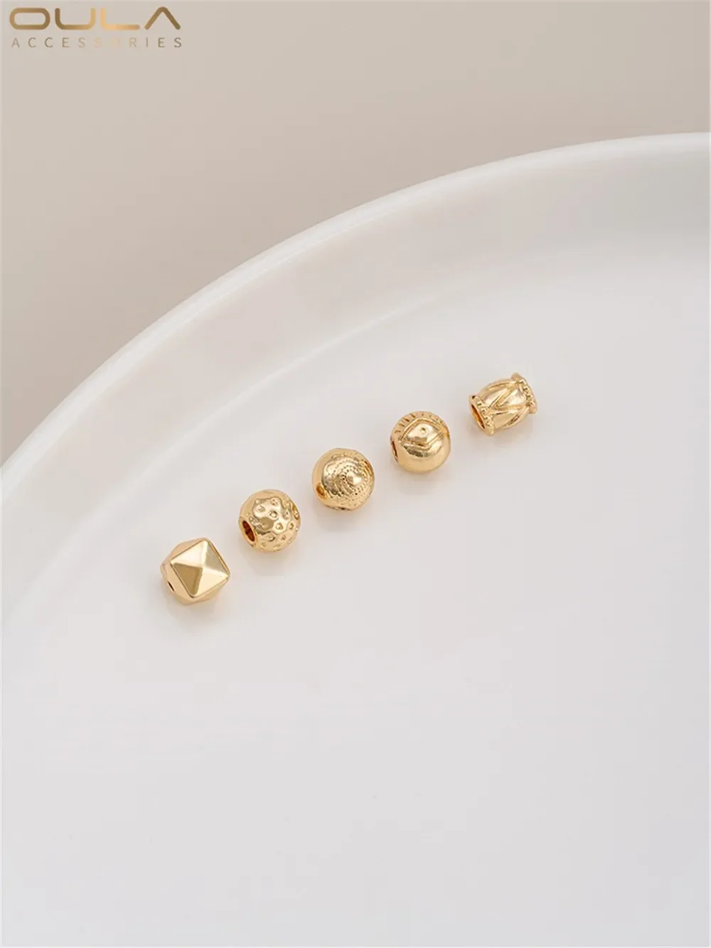 

14K Gold-plated Square Beads Heart-shaped Silver Eyes Meteorites Round Separated Bead Patterns Bucket Bead DIY Jewelry with Bead