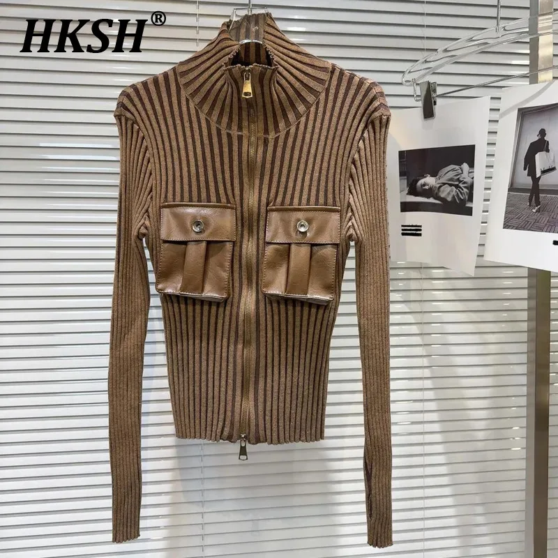 HKSH Women's Tide Punk Sweater Stand Collar Ultra-thin Elastic Spliced PU Pockets Solid Color Knitted Cardigan Autumn New HK3211