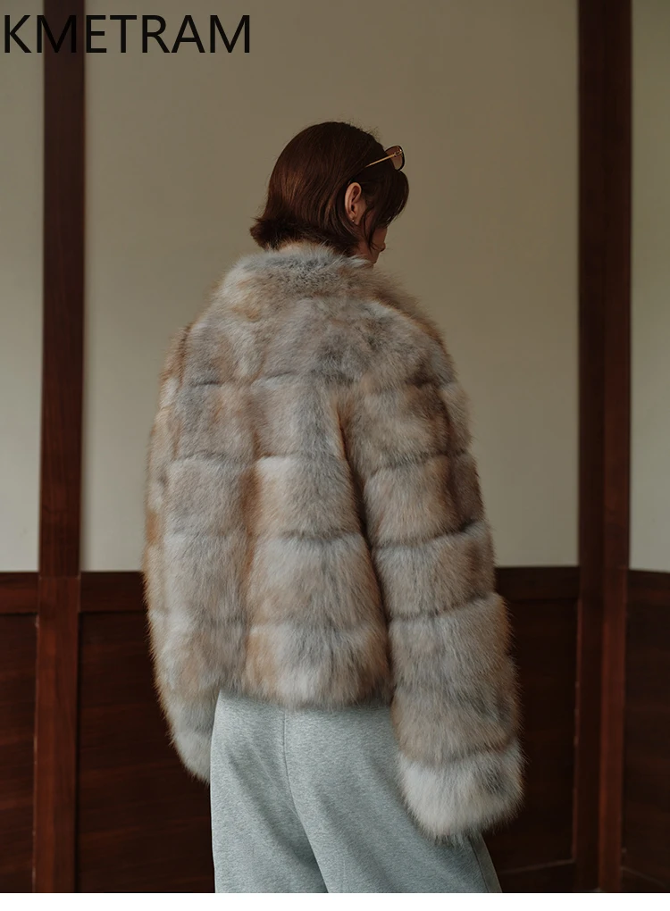 معطف فرو الثعلب الطبيعي لعام 100% للنساء عالي الجودة بياقة واقفة وسترة من الفرو الحقيقي ملابس نسائية شتوية 2025 سترات فروي قصيرة
