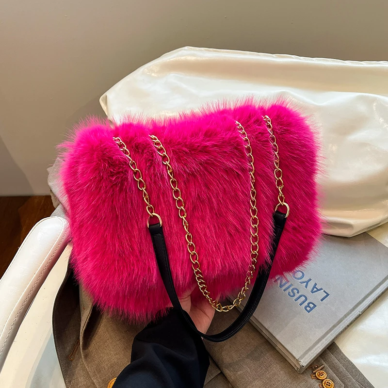 

Fashion Half Moon Plush Shoulder Bag For Women Designer Fluffy Faux Fur Handbag Chain Underarm Bag 2025 Winter Purse Flap Bags