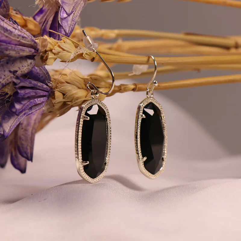 

YEEVAA Dani Black Glass Gemstone Drop Dangle Earrings, Fashion Jewelry, Unique Gifts