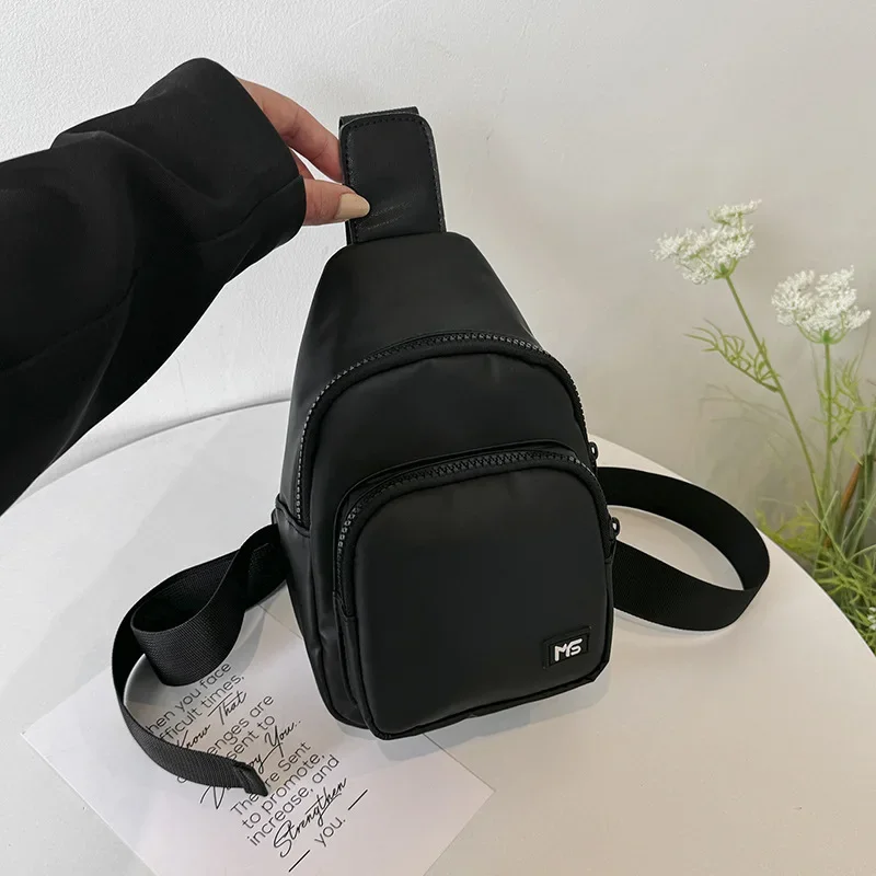 

Women's Versatile Lightweight Business Chest Bag - Portable Casual Travel Commute Couple Crossbody Bag for Ladies & Men