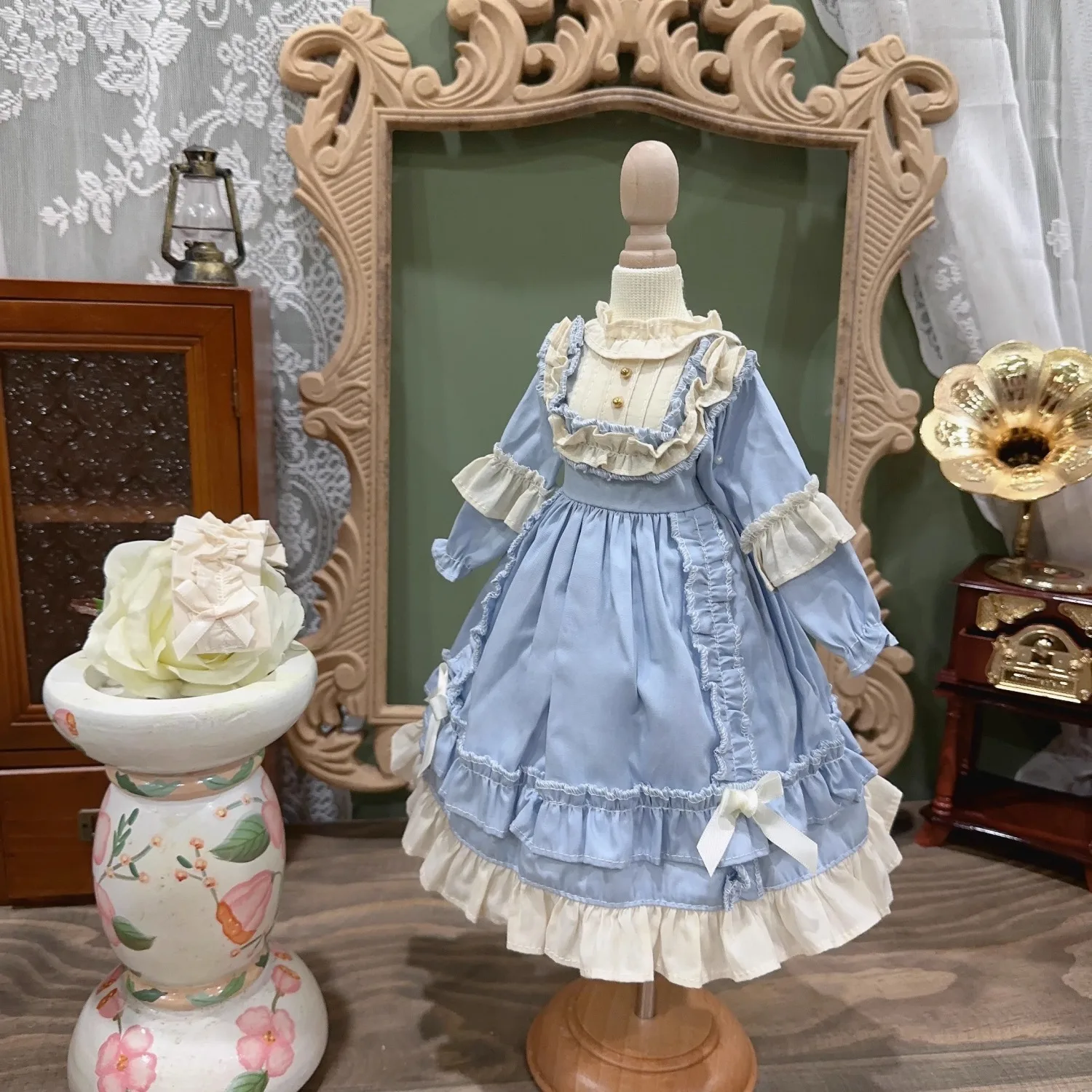 Nowy 1/3 1/4 1/6 Doll's Clothes Vintage Court Dress dla 60/45/30cm Bjd SD Doll Diy Girl Toys Play House Dress Up Doll Akcesoria