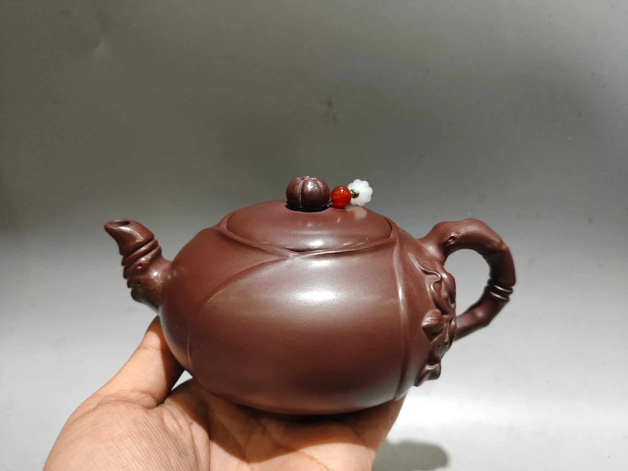 Purple teapot Yixing Purple Clay Teapot Lotus cover Pendant jade Flower texture Peach Pot 6 cups a set Kettle Teapot