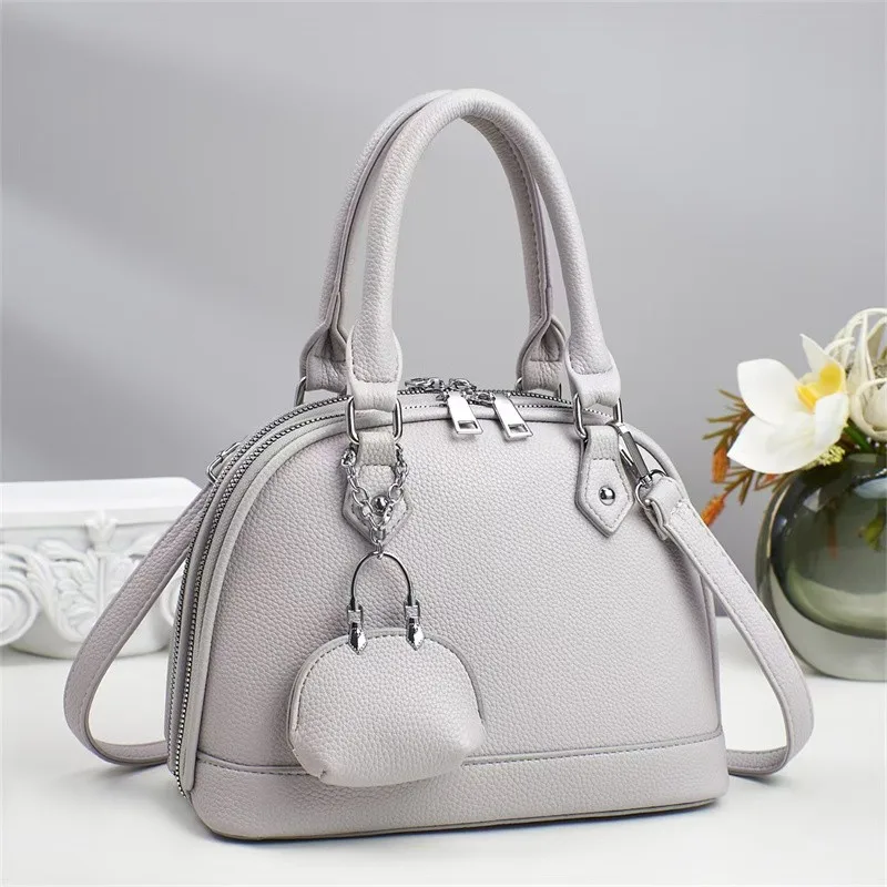 

Fashionable Ladies Crossbody Handbag Soft Leather Shoulder Bag Women's Luxury Designer Tote Daily Use Purse