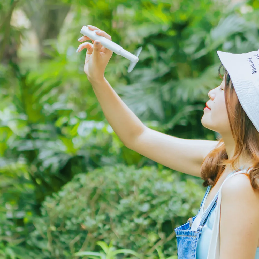 

Portable Mini Fan Handheld Operated 2 x AA White Cooling Electric Fans for Outdoor Camping Summer Sports Use