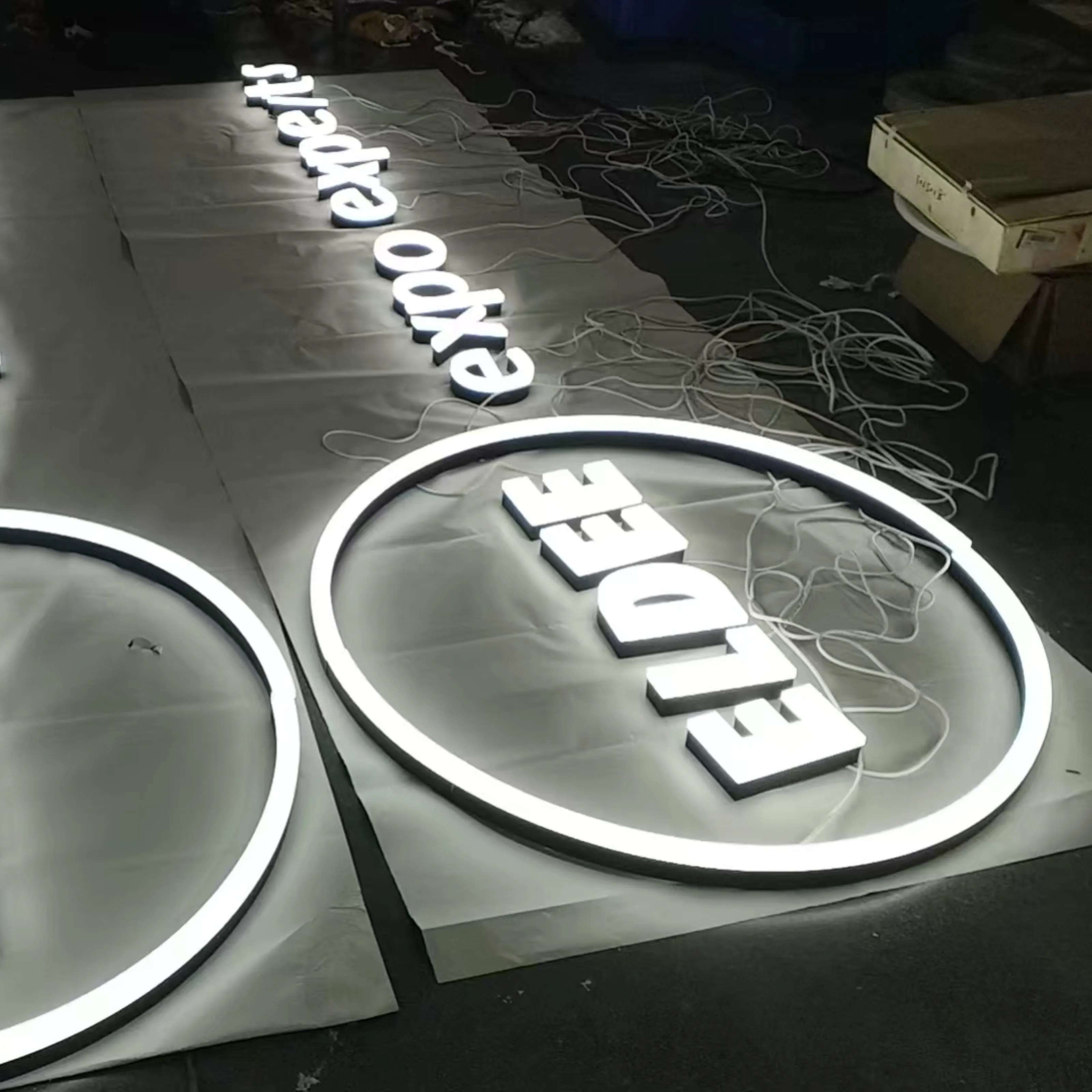 Outdoor Rimless Acrylic Led Channel Letter LED Face Illuminated Big Advertising Shop Sign Custom Exterior Company Signage