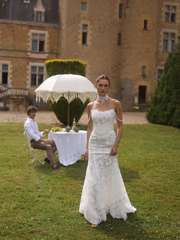 Abiti da sposa glamour Abiti da sposa moderni Applicazioni in pizzo Abiti sexy senza spalline Splendidi Abiti da sposa Personalizzati 2025