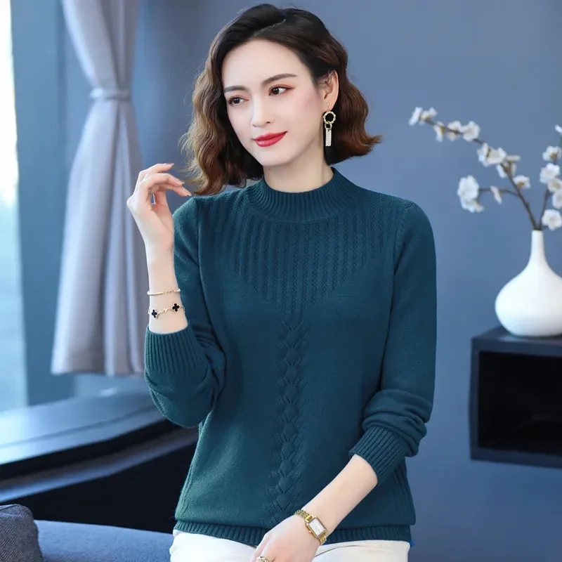 

Sweater Women's 2025New Autumn Winter Loose Western-Style Knitwear Coat Add Velvet Middle-Aged Mother Bottoming Shirt Ladies Top