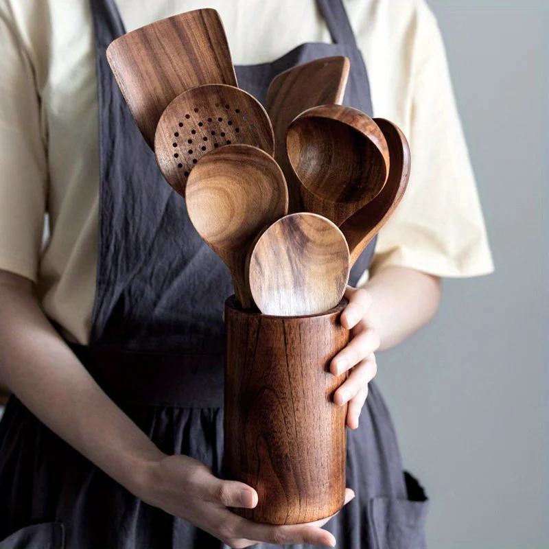 

1pc Kitchen Utensils Cutlery Bucket, Multi-functional Hollow Creative Pen Holder, Office Desktop Decoration, Home Supplies