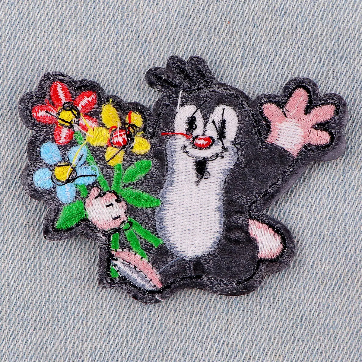 Cute Little Mole Patch Cartoon Embroidery Patch Iron On Patches For Clothing Thermoadhesive Patches On Clothes DIY Sew Badges