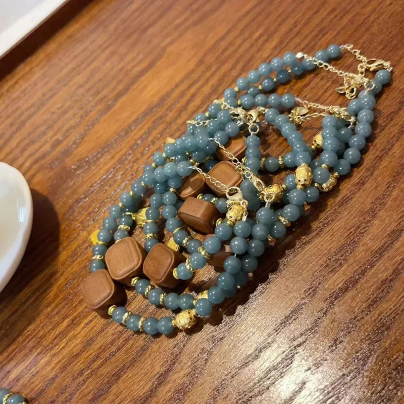 

Design Natural Blue Jade High-End Handheld Bracelet Fashion Jewelry