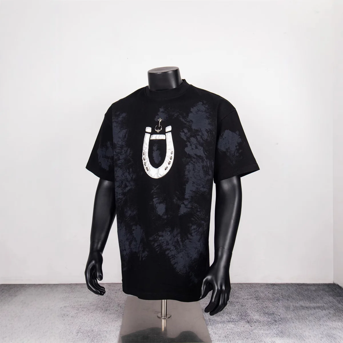 Thug Club 2026 New Street Hip-Hop Style Hand-Applied Leather Patch Embroidered Washed Oversized Unisex Heavy-Duty T-Shirt