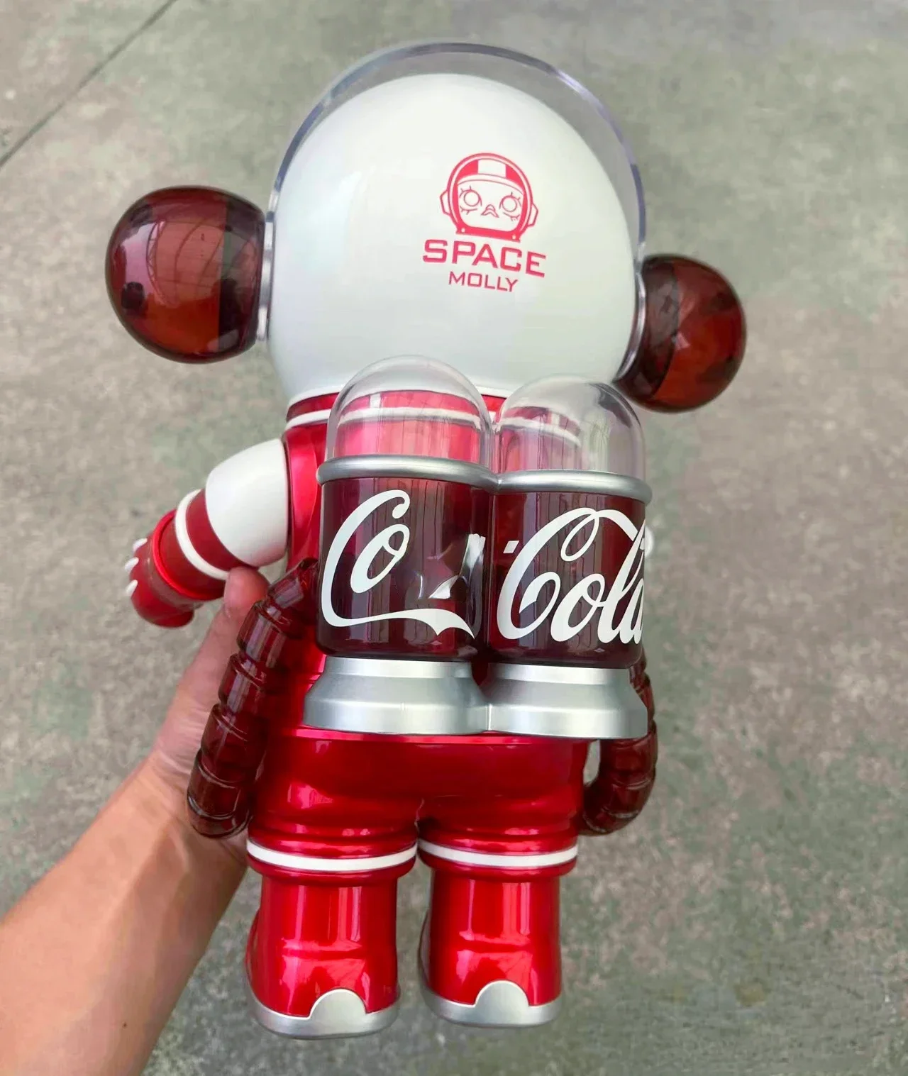 Original Classical Mega Space MOLLY 400% Collection Red Drinks Astronaut Molly Extra Figure Limited Edition Collection Decor