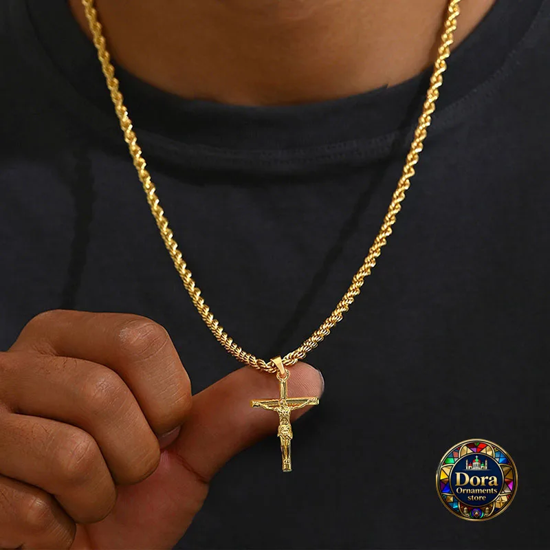 

Hot selling Cross Necklace plated with 18K gold without fading personality high sense Cross Pendant
